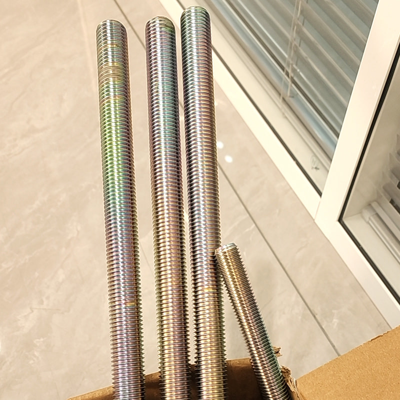 M16*300 Carbon Steel Grade 8.8 PTFE blå belagte studs med fuld gevind